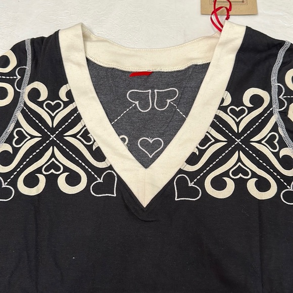 Alp-n-Rock SNOWFLAKE Vneck - Black - Picture 4 of 15